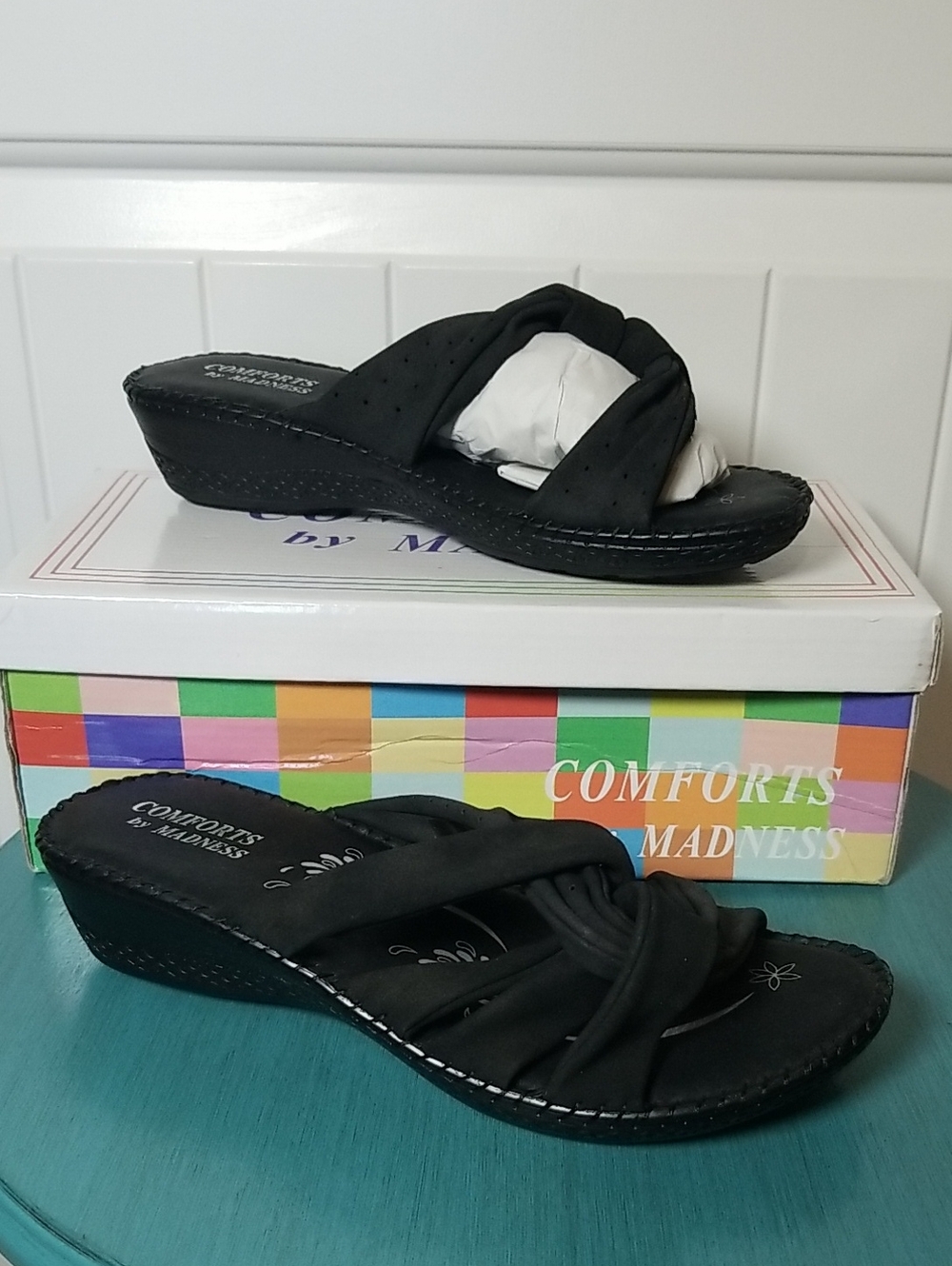 NIB Size 7 Black Wedge Slide Mules Comforts By Madness